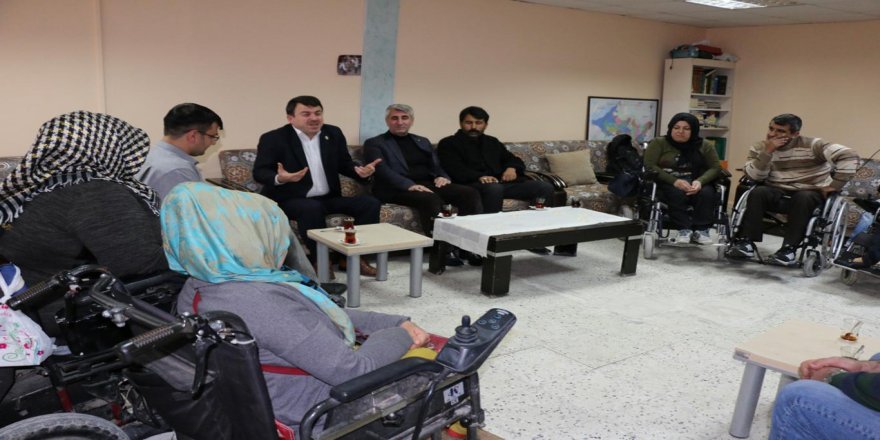 “Asıl engellilik zihinsel tekâmüle sahip olamamaktır”