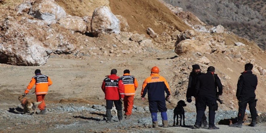 Di madenê de cesedekî din jî hat dîtin