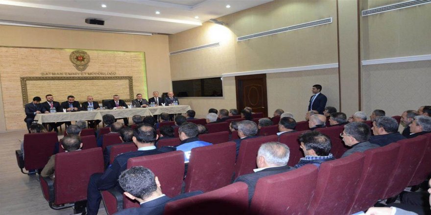 Muhtarlar sorunlarını valiye iletti