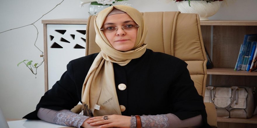 “TV’lerdeki dizi ve programlar evlilik dışı ilişkiyi özendiriyor”