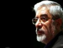 İranlı muhalif lider hastaneye kaldırıldı