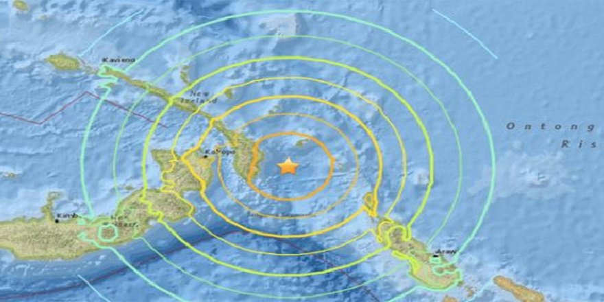 Papua Yeni Gine'de 8 büyüklüğünde deprem