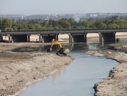 Adana Seyhan Nehri'nde Hummalı Çalışma