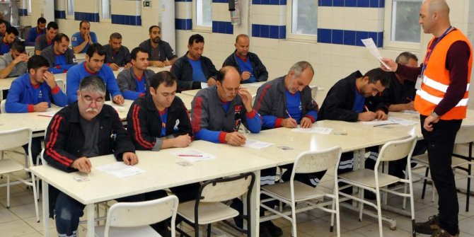 “Mesleki Yeterlilik Belgesi almak zorunlu hale getirildi”