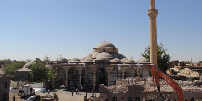 Sur’da 14 tarihi eserin restorasyonu devam ediyor