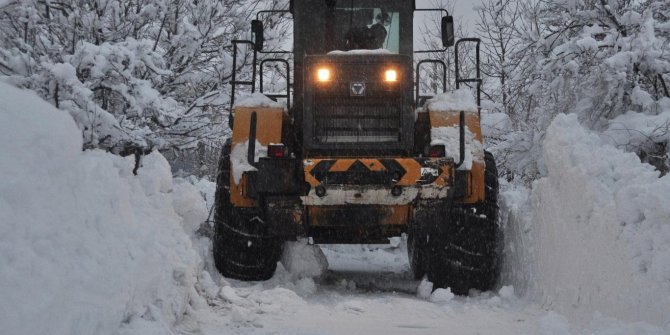 Köy yolları ulaşıma kapandı