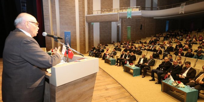 "Bizi birbirimize bağlayan ve kenetleyen imandır"