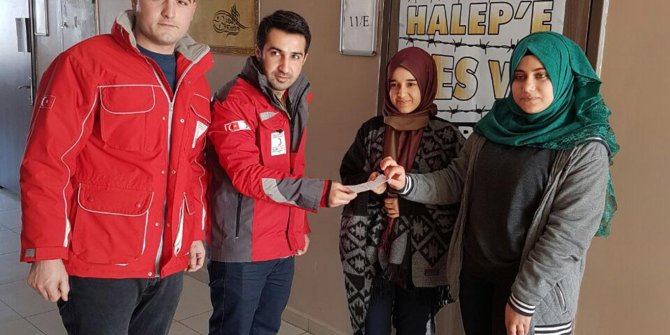Öğrencilerden "Halep’e Ses Ver" kampanyası destek