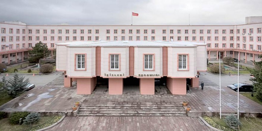 İçişleri Bakanlığı: Hollanda uyruklu iki YTS sınır dışı edildi
