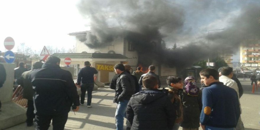 Trafo merkezindeki yangın korkuttu