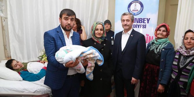Gaziantep’te yeni yılın ilk bebeği Yakup Sergen oldu