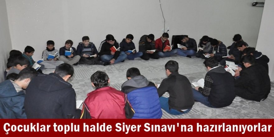 Çocuklar toplu halde Siyer Sınavı'na hazırlanıyorlar