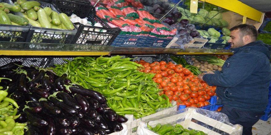 Soğuk havalar sebze fiyatlarını ikiye katladı
