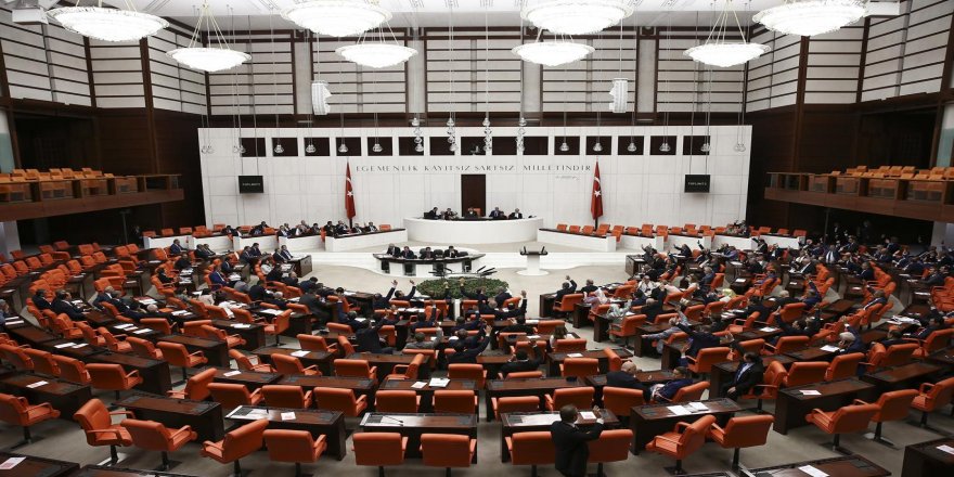 Anayasa değişikliği teklifinde 3 madde daha kabul edildi