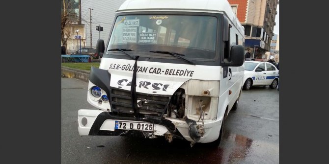 Batman'da maddi hasarlı trafik kazası