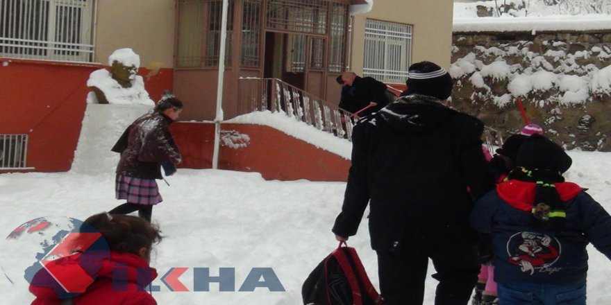 Li Stenbolê tatîla berfê hat dirêjkirin