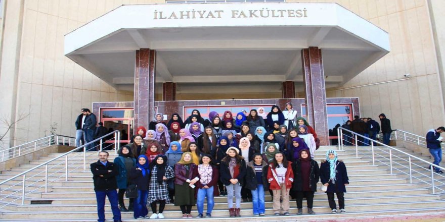 İHL öğrencileri Dicle Üniversitesini ziyaret etti