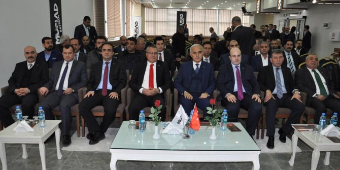 "Aramıza nifak tohumları girmesine fırsat vermemeliyiz"