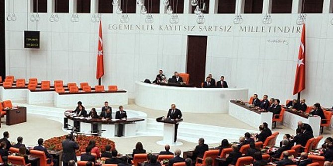 TBMM’de Anayasa değişikliği teklifinin 9. maddesi kabul edildi