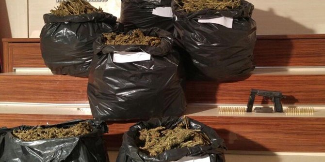 Gaziantep’te uyuşturucu baskını: 3 kişi tutuklandı