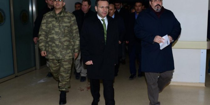 Vali Aksoy saldırıda yaralanan polisleri ziyaret etti