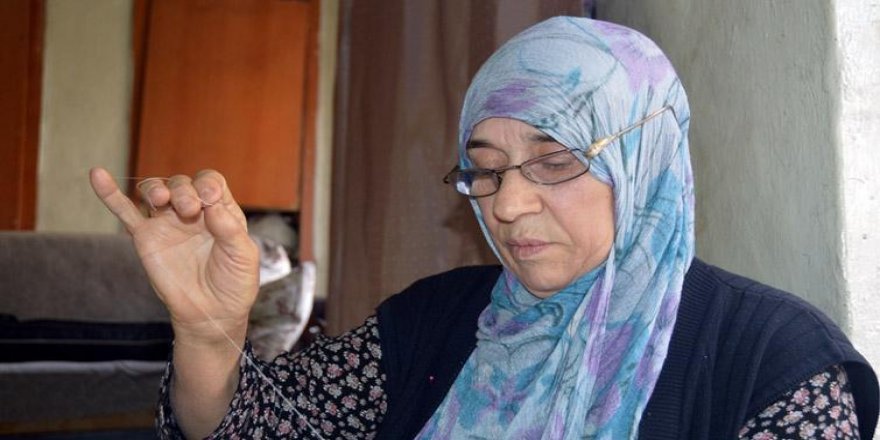 Bi nexşên ku çêdike debara mala xwe dike