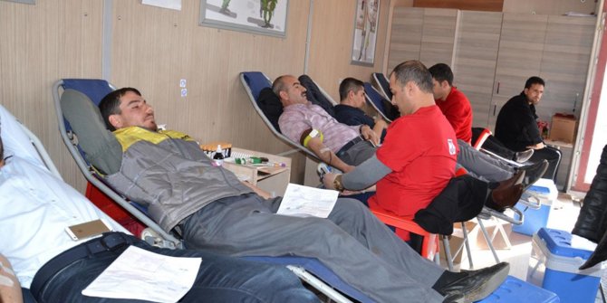 "Bir damla kan bin umut demektir"