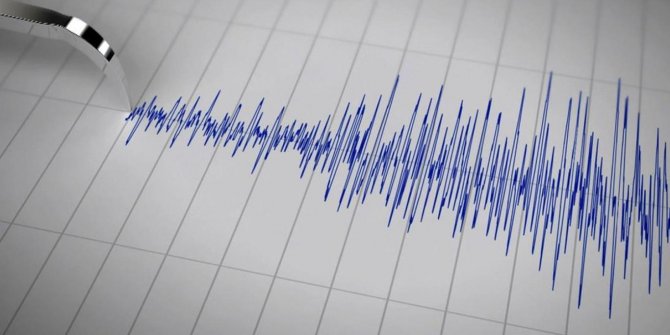 Papua Yeni Gine'de 8 büyüklüğünde deprem