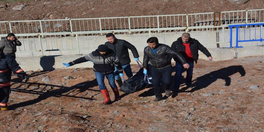 Su kanalında erkek cesedi bulundu