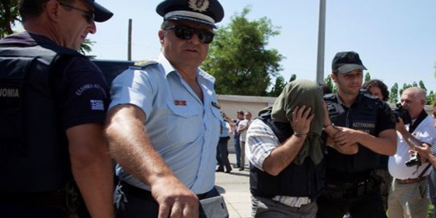 Yewnanîst îadeya eskerên darbeker red kir