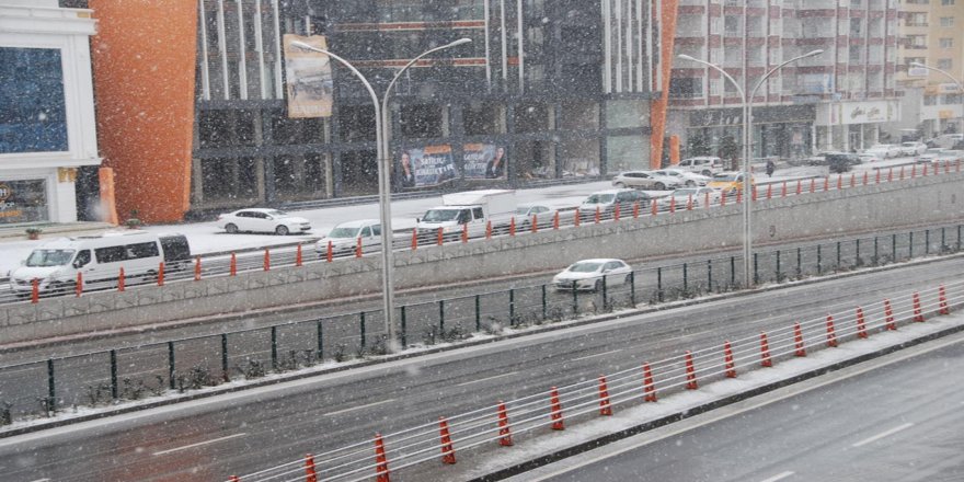 Diyarbakır Valiliği'nden yoğun kar yağışı uyarısı