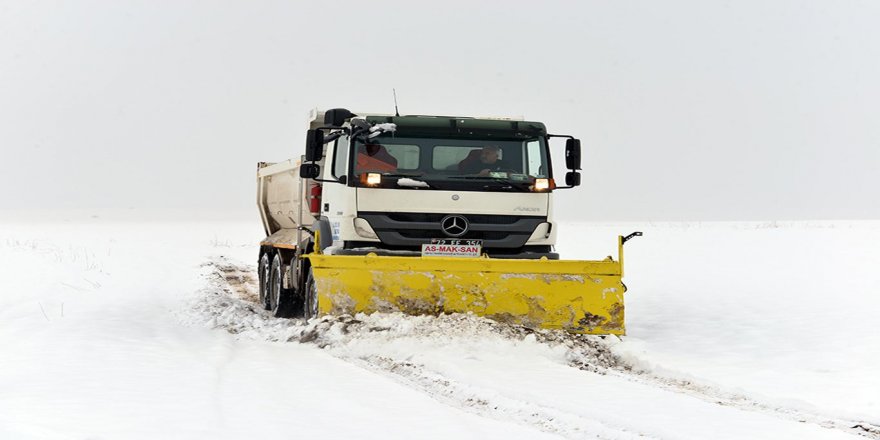 Birçok köy ve mezra yolu kapandı