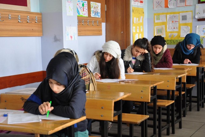 Siyer Sınavı'na her yaştan teveccüh var