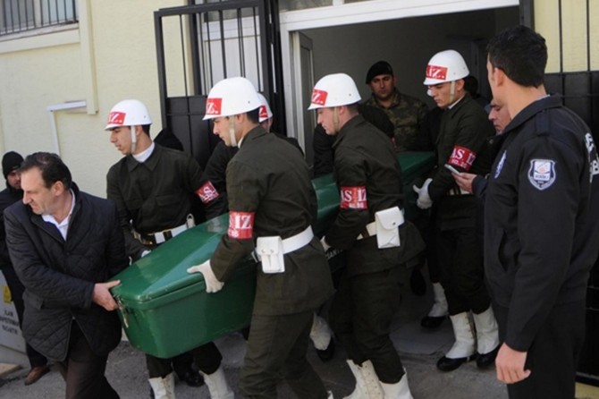 El Bab'da bir asker hayatını kaybetti