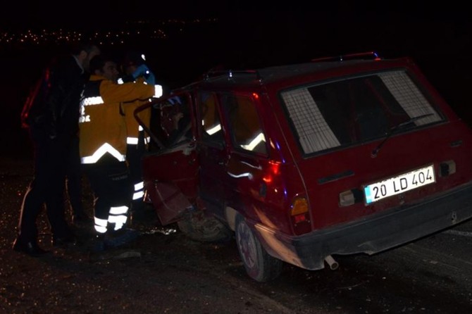 Denizli-Uşak Karayolu'nda kaza: 1 ölü, 1 yaralı