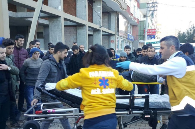 Serwîsa xwendevanan û motosîklet li hev qelibîn: Birîndarek