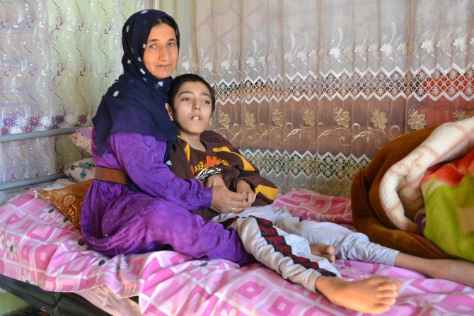 Parents expect help for their SSPE patient son