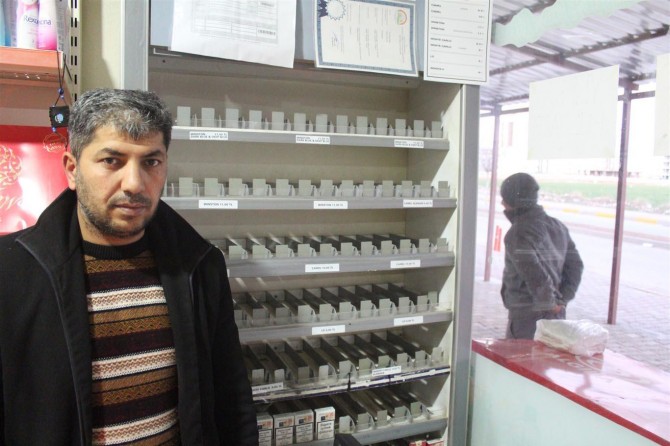 Adıyaman Kahta'da hırsızlar 15 bin liralık sigara çaldılar