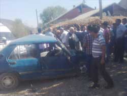 Karlıova Bingöl Yolunda Kaza:10 Yaralı