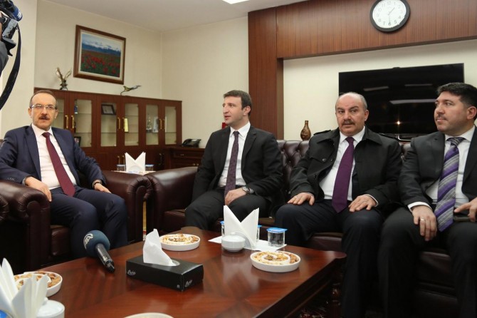 Çalışma ve Sosyal Güvenlik Bakan Yardımcısı Muş’ta