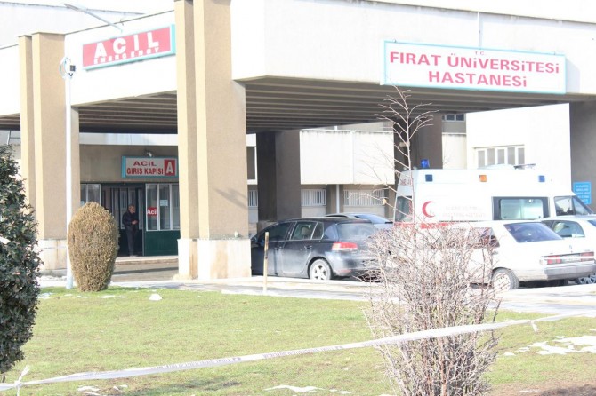 Elazığ’da ormanlık alanda yaralı 2 kişi bulundu