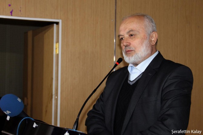 Em wextê bûn bira me şeref û îzed bidest xist