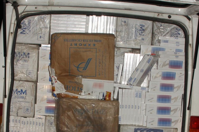 Mardin Artuklu'da 60 bin paket kaçak sigara ele geçirildi