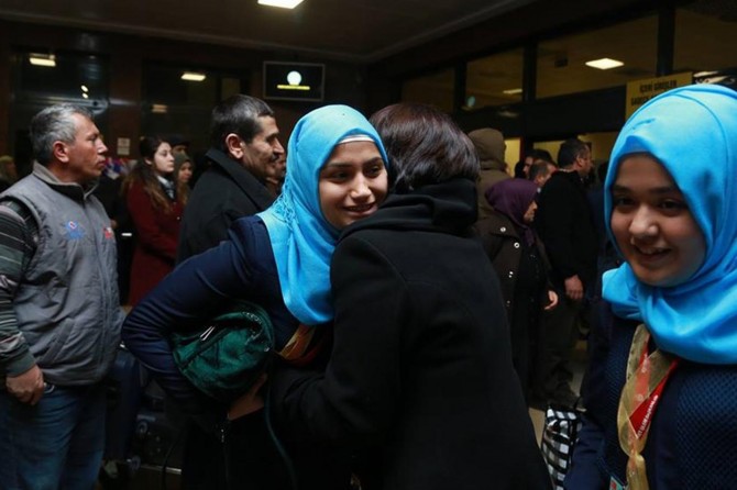Gaziantep'te umreye giden öğrenciler döndü