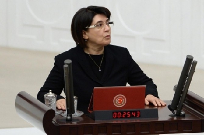 Leyla Zana gözaltına alındı