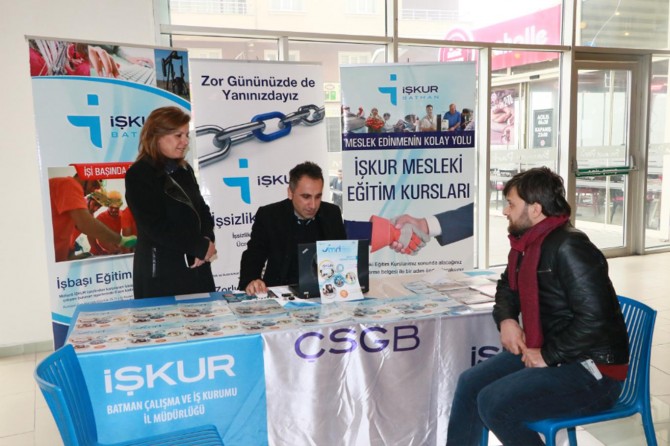 İŞKUR tarafından Batman'da AVM'de stant açıldı
