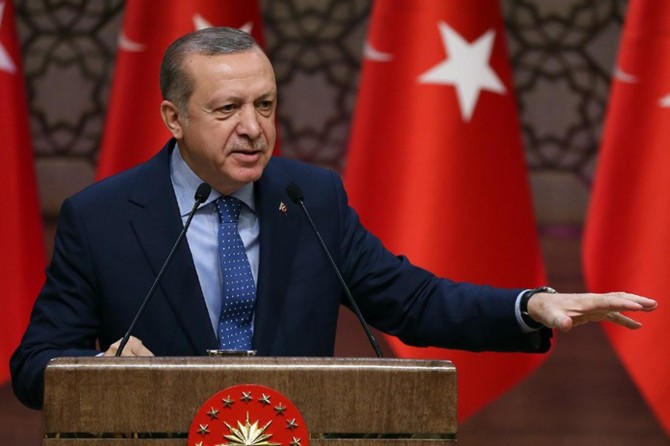 Ülkemizin sıkıntısı kültürlerle olan iletişimini tek taraflı yapmış olmasıdır