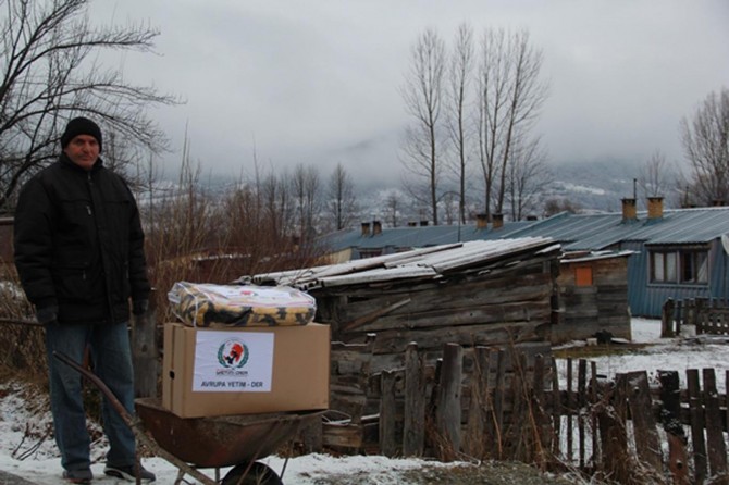 Assistance to the refugees in Montenegro from the European Orphan Association