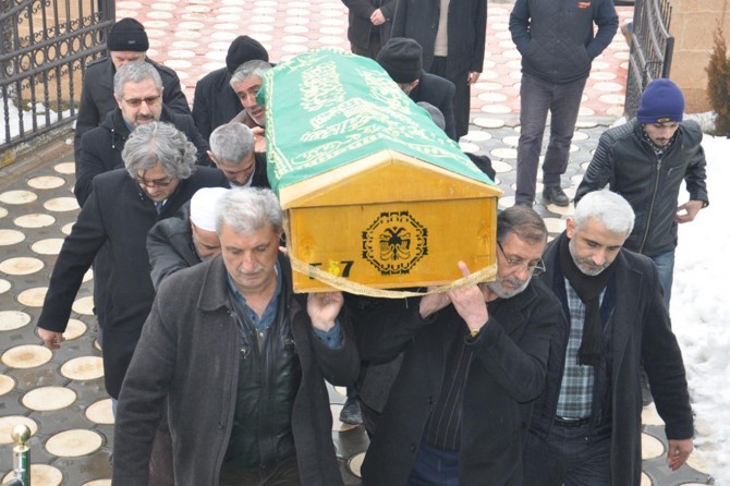 Bi hesreta lawê xwe ber bi ebediyetê ve hat oxirkirin