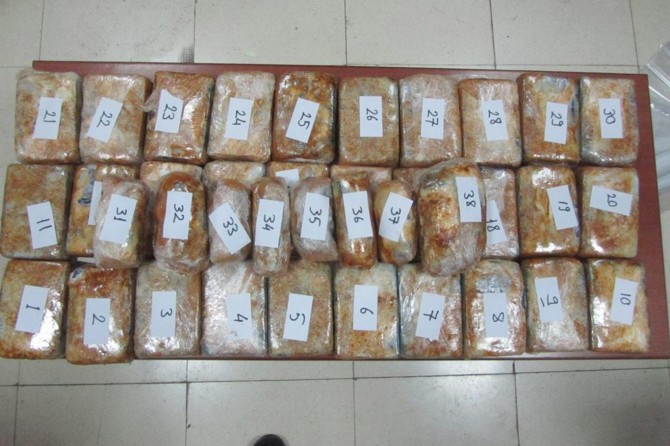 Bitlis'te uyuşturucu ticareti yapan 13 kişi tutuklandı